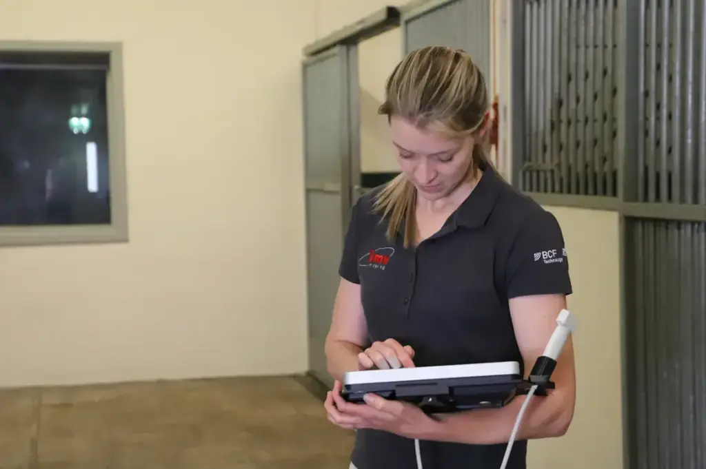 ExaPad-Micro-In-use-051_1000